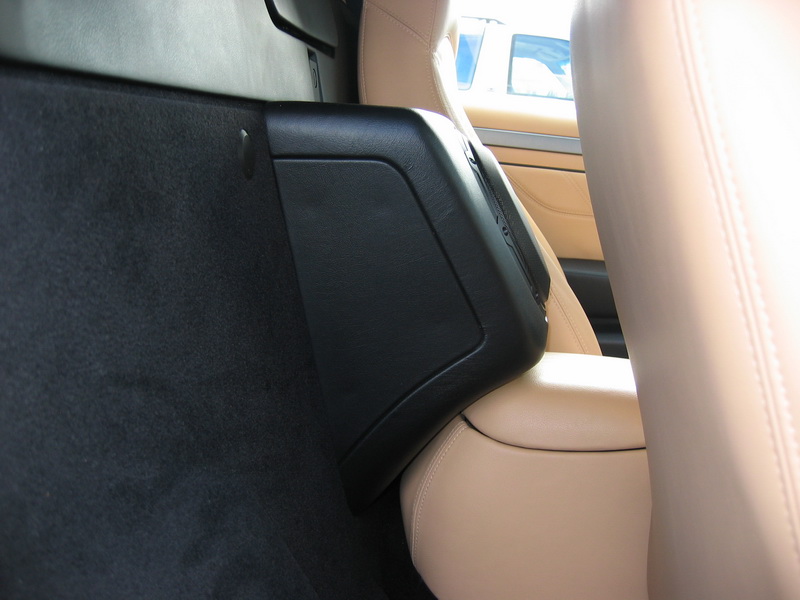 Side View of Custom Sub box between front seats of Maseradi